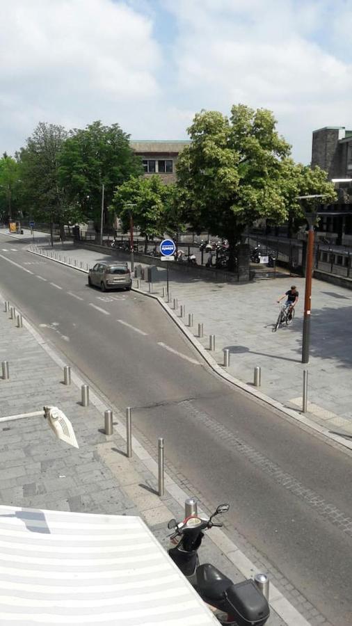 Un Appartement Lumineux Au Parc Beaumont Pau Εξωτερικό φωτογραφία